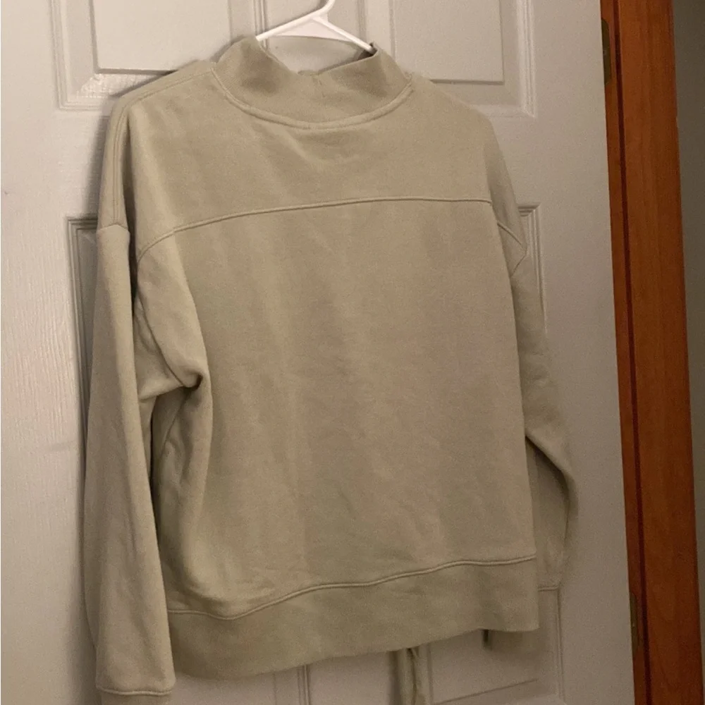 Sweater - Picture 3 of 4